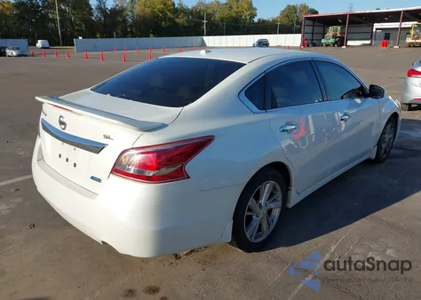 2013 Nissan Altima 2.5 Sl z USA, uszkodzony, nr VIN 1N4AL3AP5DN496470